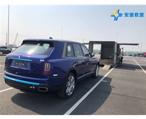 商品車拖運(yùn)