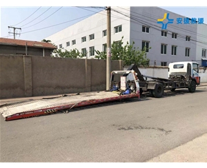 商品車拖運(yùn)
